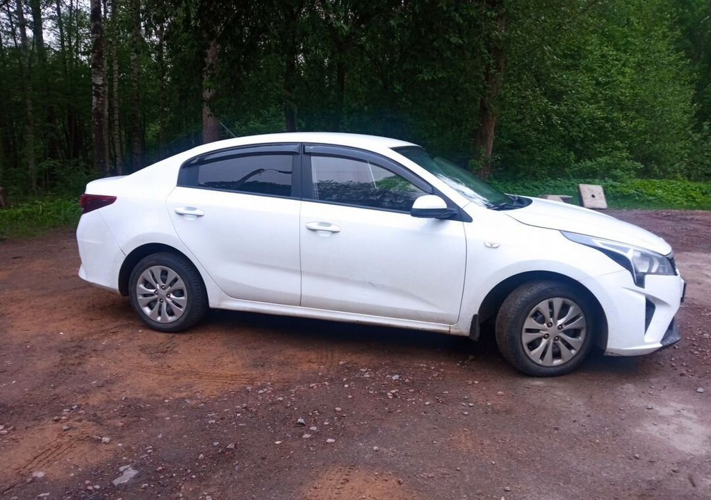 KIA Rio, 2020 год, 1 300 000 рублей, 2 фотография