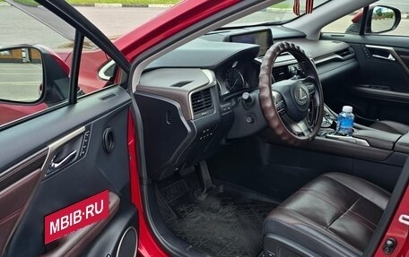 Lexus RX IV рестайлинг, 2017 год, 4 200 000 рублей, 6 фотография