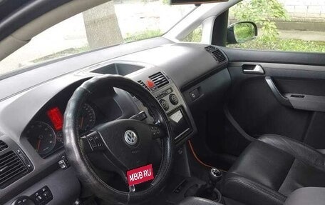 Volkswagen Touran III, 2007 год, 780 000 рублей, 15 фотография