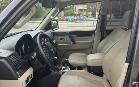 Mitsubishi Pajero IV, 2017 год, 3 200 000 рублей, 5 фотография