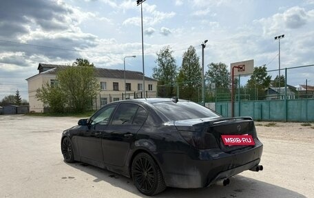 BMW 5 серия, 2003 год, 800 000 рублей, 8 фотография