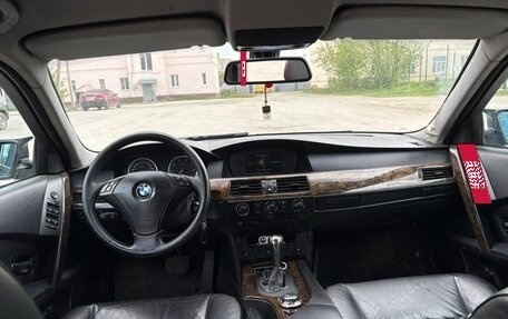 BMW 5 серия, 2003 год, 800 000 рублей, 10 фотография