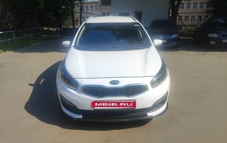 KIA cee'd III, 2018 год, 890 000 рублей, 13 фотография