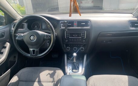 Volkswagen Jetta VI, 2013 год, 850 000 рублей, 4 фотография