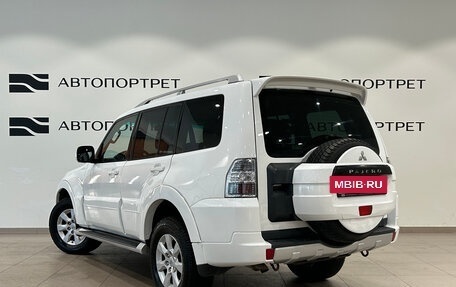 Mitsubishi Pajero IV, 2010 год, 1 699 000 рублей, 5 фотография
