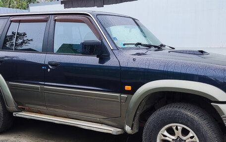Nissan Patrol, 2001 год, 900 000 рублей, 2 фотография