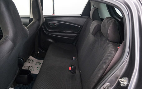 Toyota Vitz, 2019 год, 979 000 рублей, 23 фотография