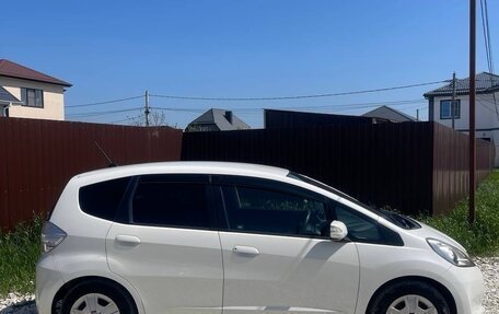 Honda Fit III, 2010 год, 1 200 000 рублей, 8 фотография