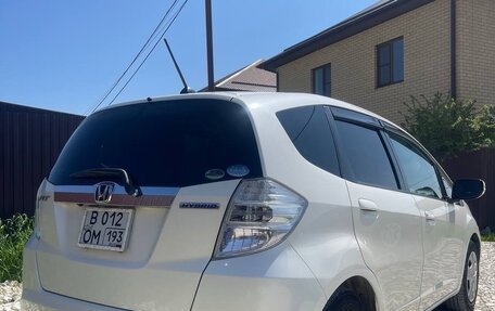 Honda Fit III, 2010 год, 1 200 000 рублей, 10 фотография