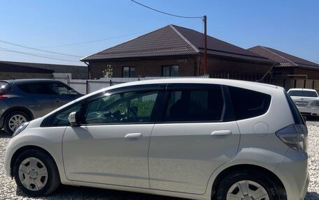 Honda Fit III, 2010 год, 1 200 000 рублей, 13 фотография