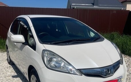 Honda Fit III, 2010 год, 1 200 000 рублей, 4 фотография