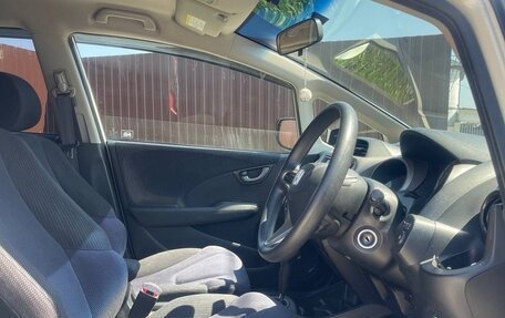 Honda Fit III, 2010 год, 1 200 000 рублей, 19 фотография
