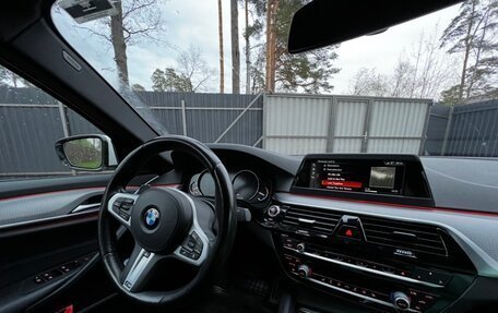 BMW 5 серия, 2019 год, 3 850 000 рублей, 3 фотография