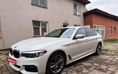 BMW 5 серия, 2019 год, 3 850 000 рублей, 4 фотография