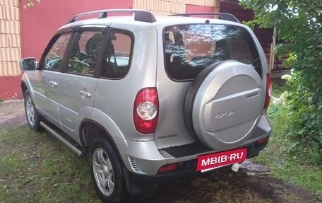 Chevrolet Niva I рестайлинг, 2010 год, 450 000 рублей, 3 фотография