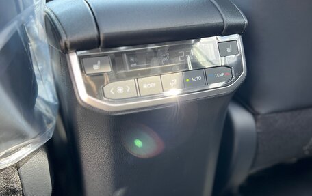 Toyota Highlander, 2025 год, 4 890 000 рублей, 13 фотография
