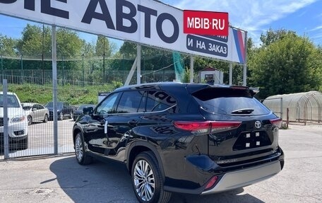 Toyota Highlander, 2025 год, 4 890 000 рублей, 24 фотография