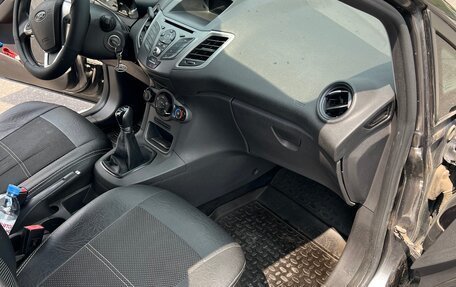 Ford Fiesta, 2017 год, 850 000 рублей, 15 фотография
