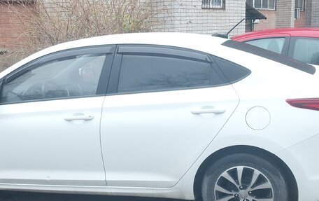Hyundai Solaris II рестайлинг, 2019 год, 1 640 000 рублей, 5 фотография