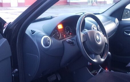 Renault Sandero I, 2013 год, 790 000 рублей, 28 фотография