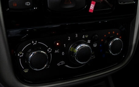 Renault Duster I рестайлинг, 2014 год, 875 000 рублей, 21 фотография
