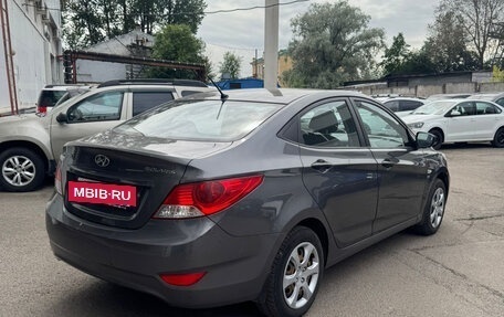 Hyundai Solaris II рестайлинг, 2011 год, 660 000 рублей, 2 фотография