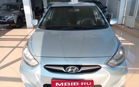 Hyundai Solaris II рестайлинг, 2013 год, 579 000 рублей, 2 фотография
