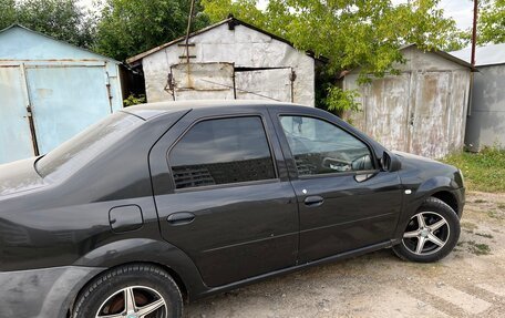 Renault Logan I, 2013 год, 390 000 рублей, 2 фотография