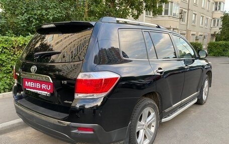 Toyota Highlander III, 2012 год, 1 850 000 рублей, 7 фотография