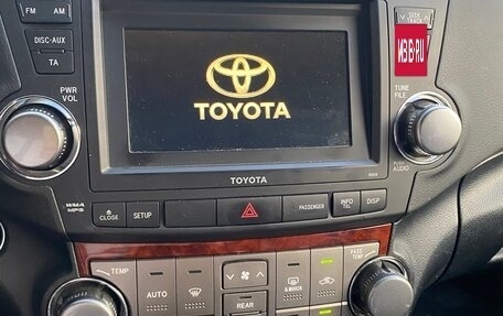 Toyota Highlander III, 2012 год, 1 850 000 рублей, 10 фотография