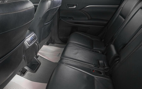 Toyota Highlander III, 2018 год, 3 799 000 рублей, 15 фотография