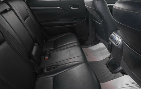 Toyota Highlander III, 2018 год, 3 799 000 рублей, 17 фотография
