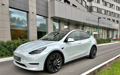 Tesla Model Y I, 2020 год, 3 490 000 рублей, 1 фотография