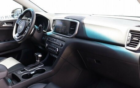 KIA Sportage IV рестайлинг, 2018 год, 2 100 000 рублей, 9 фотография