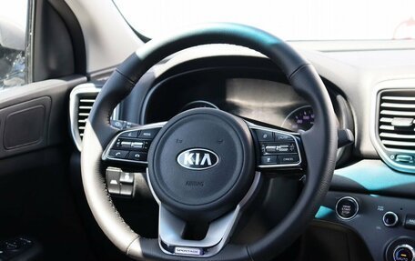 KIA Sportage IV рестайлинг, 2018 год, 2 100 000 рублей, 10 фотография