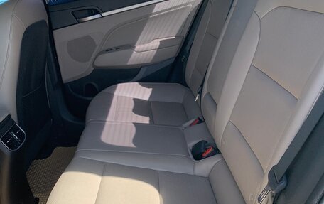 Hyundai Elantra VI рестайлинг, 2018 год, 1 650 000 рублей, 16 фотография