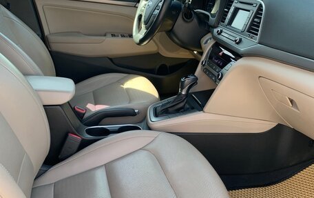 Hyundai Elantra VI рестайлинг, 2018 год, 1 650 000 рублей, 19 фотография