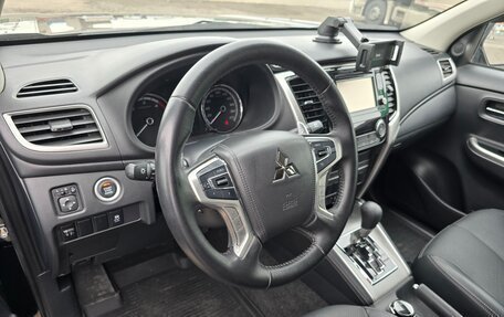 Mitsubishi L200 IV рестайлинг, 2023 год, 4 200 000 рублей, 9 фотография