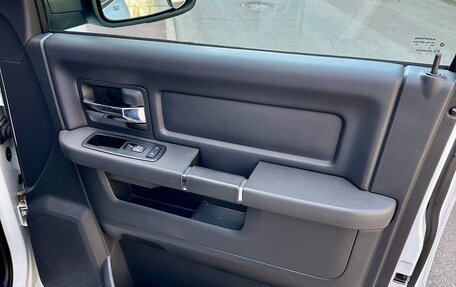 Dodge RAM IV, 2012 год, 3 600 000 рублей, 17 фотография