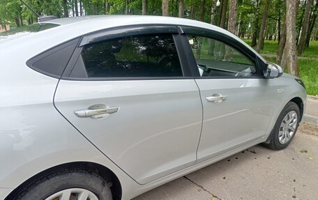 Hyundai Solaris II рестайлинг, 2021 год, 1 660 000 рублей, 7 фотография