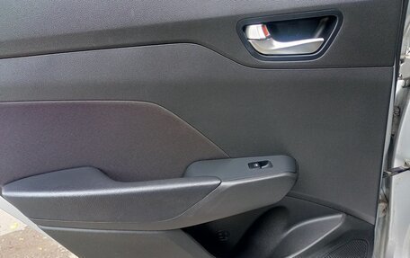 Hyundai Solaris II рестайлинг, 2021 год, 1 660 000 рублей, 10 фотография