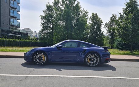 Porsche 911, 2021 год, 24 000 000 рублей, 10 фотография