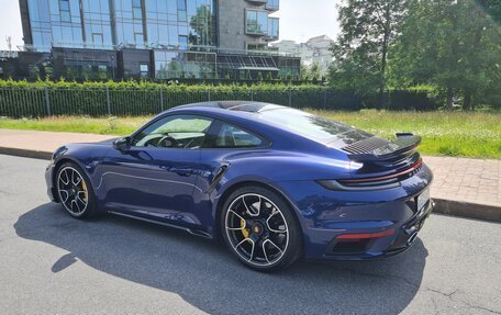 Porsche 911, 2021 год, 24 000 000 рублей, 9 фотография