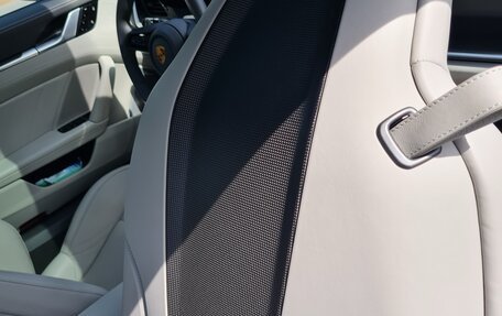 Porsche 911, 2021 год, 24 000 000 рублей, 15 фотография