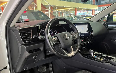 Lexus NX, 2022 год, 3 370 000 рублей, 2 фотография