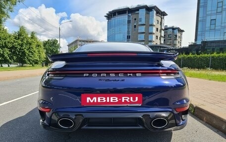 Porsche 911, 2021 год, 24 000 000 рублей, 7 фотография