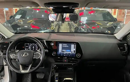 Lexus NX, 2022 год, 3 370 000 рублей, 4 фотография