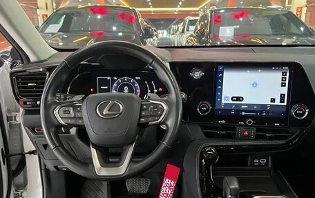 Lexus NX, 2022 год, 3 370 000 рублей, 12 фотография