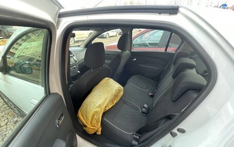 Renault Logan II, 2020 год, 900 000 рублей, 7 фотография
