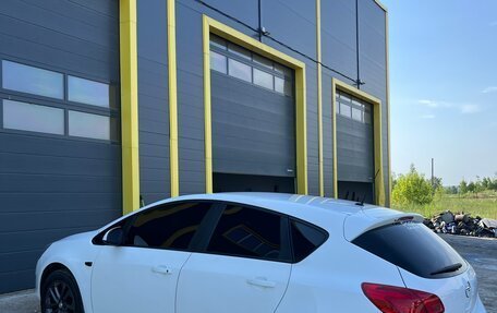 Opel Astra J, 2011 год, 600 000 рублей, 6 фотография